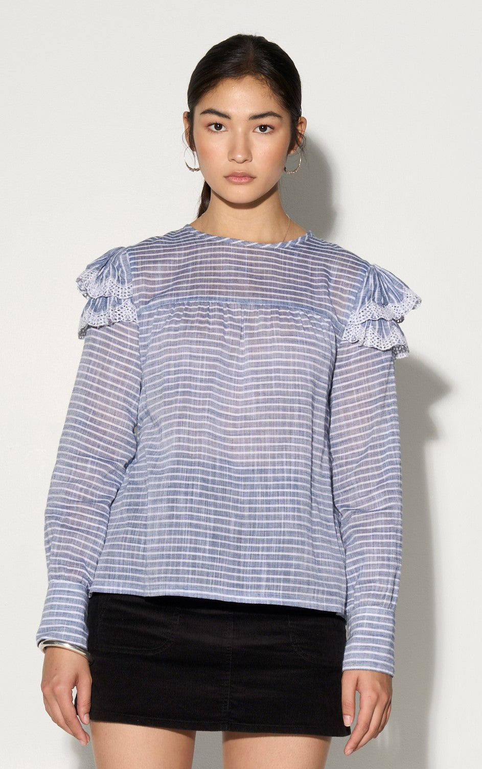 NINETTE striped top with shoulder ruffles